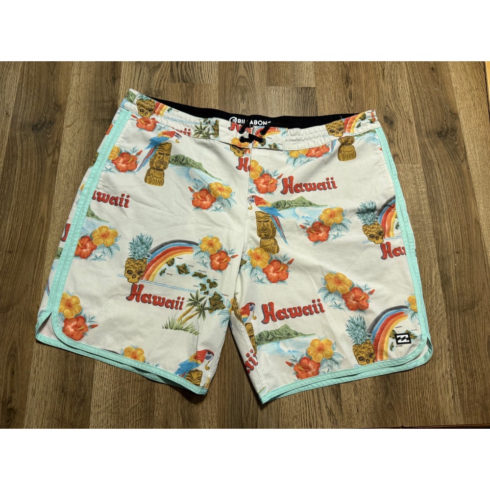 Billabong Shorts Mens Size 40 White Board Hawaii Tiki Print Recycler 73 Lo Tide